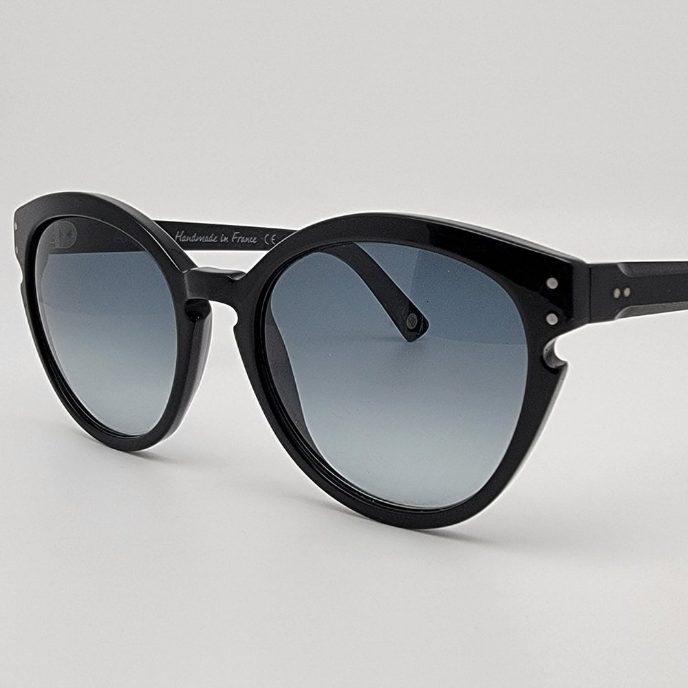 Ahlem Ménilmontant Black Frame Blue Gradient Lens Cat Eye Sunglasses France 52mm